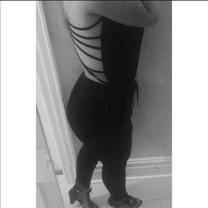 DOUBLE ZERO BLACK BACKLESS JUMPSUIT SIZE L